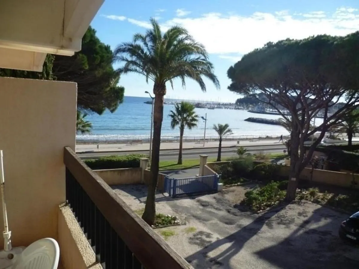 Apartment Appartement Avec Terrasse, Clim, Parking Prive - Cavalaire-Sur-Mer - Fr-1-226B-153