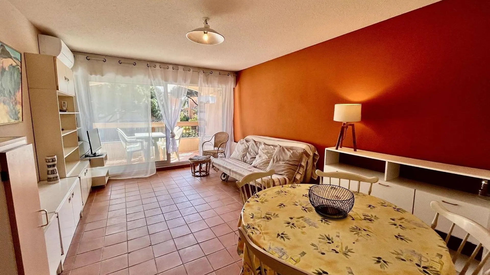 Apartment Appartement Avec Terrasse, Clim, Parking Prive - Cavalaire-Sur-Mer - Fr-1-226B-153