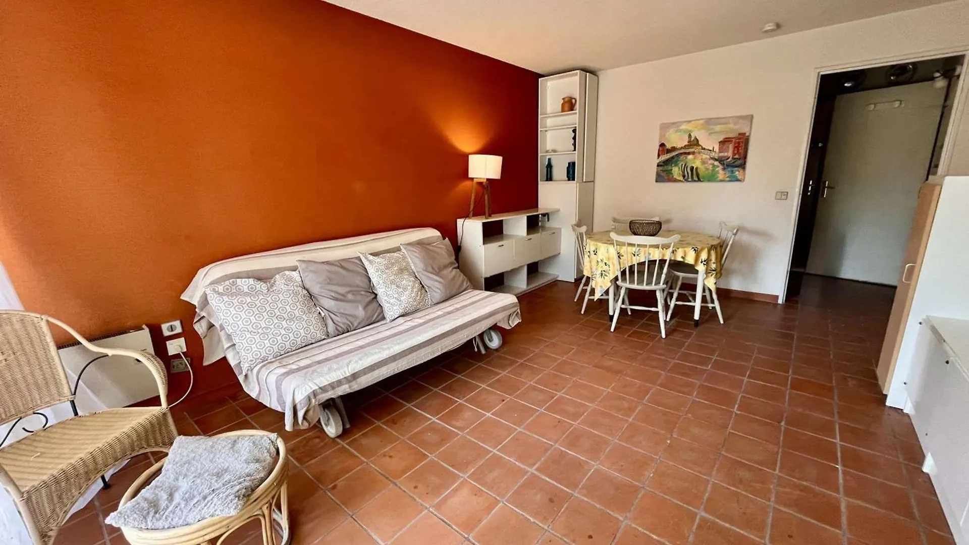 Appartement Avec Terrasse, Clim, Parking Prive - Cavalaire-Sur-Mer - Fr-1-226B-153