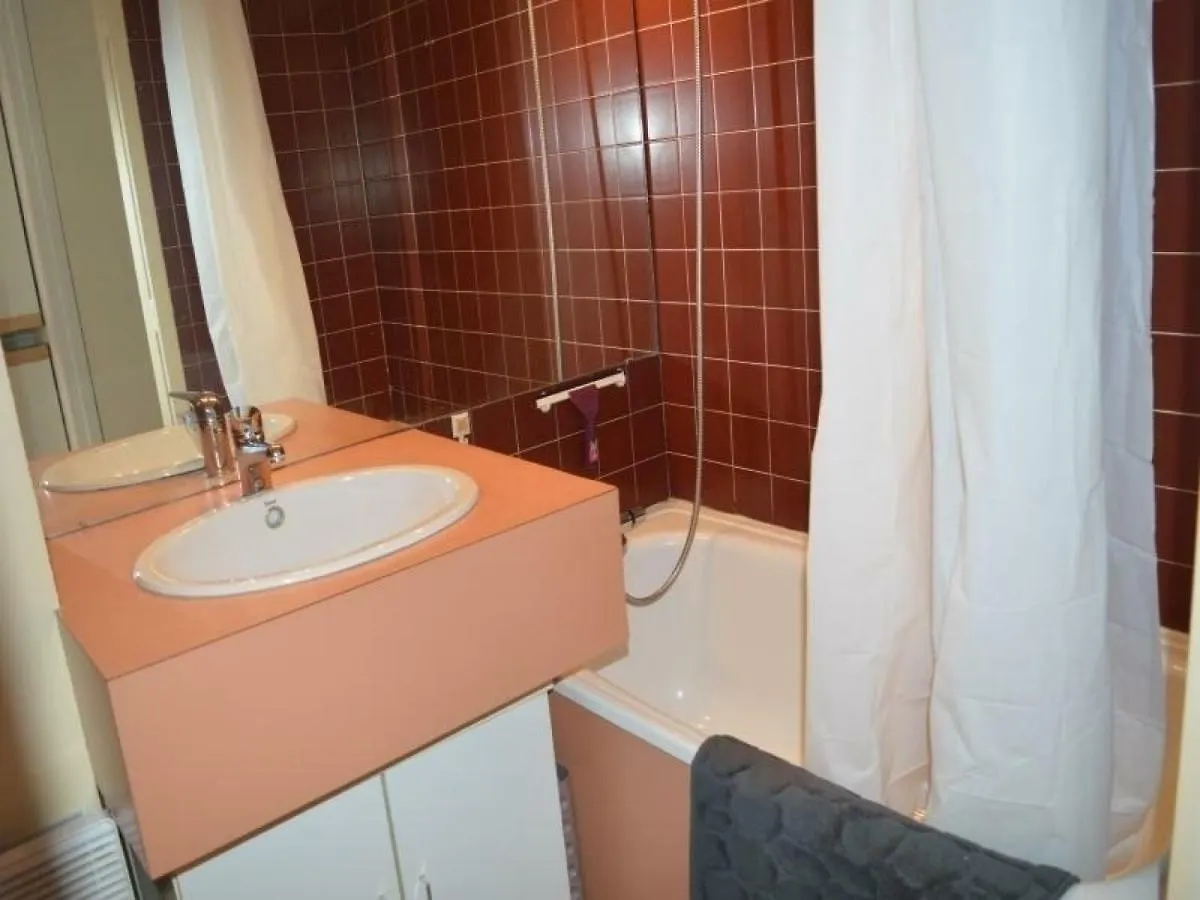 Appartement Avec Terrasse, Clim, Parking Prive - Cavalaire-Sur-Mer - Fr-1-226B-153