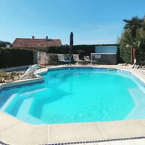 Plein Sud A 900m Du Centre De Sur Mer - Chambre Climatisee - Piscine - Spa- Calme Et Detente Affittacamere