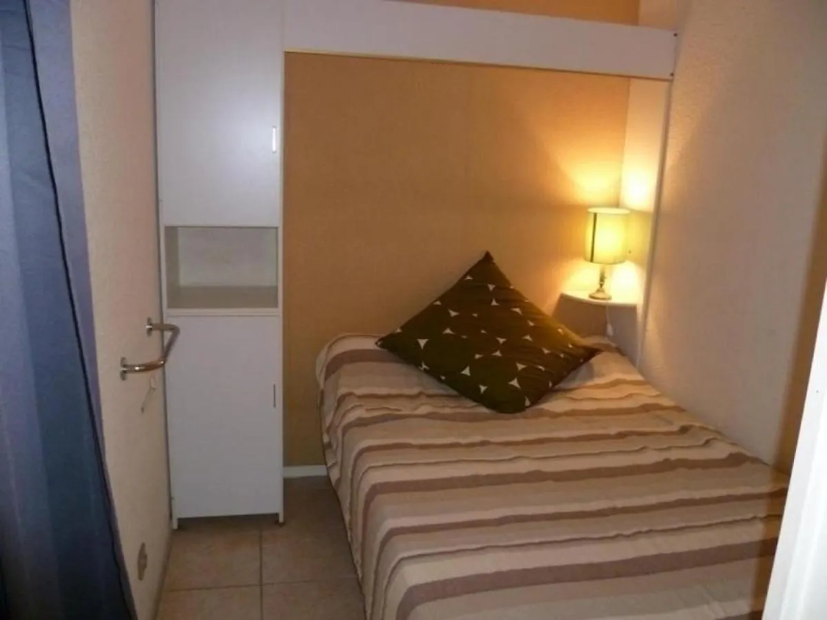 Appartement Avec Terrasse, Clim, Parking Prive - Cavalaire-Sur-Mer - Fr-1-226B-153 France