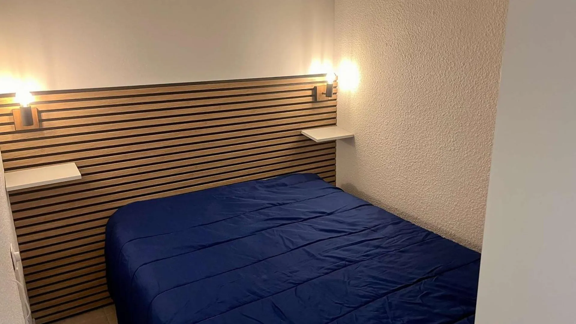 Appartement Avec Terrasse, Clim, Parking Prive - Cavalaire-Sur-Mer - Fr-1-226B-153